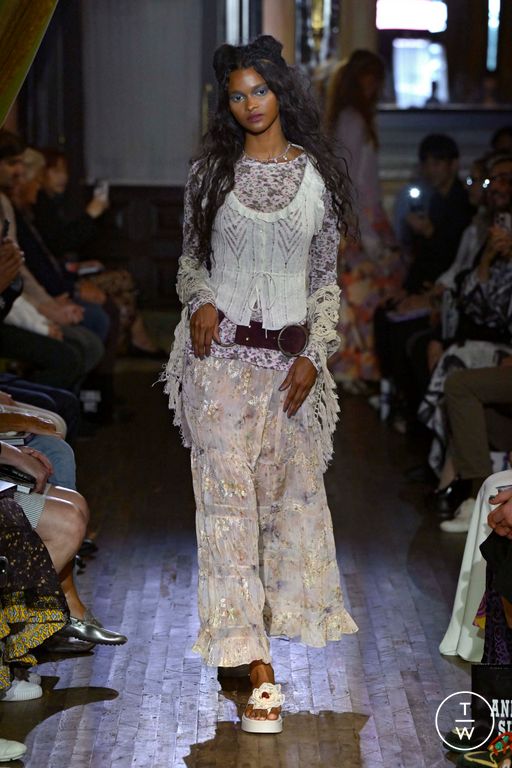 SS26 Anna Sui Look 11