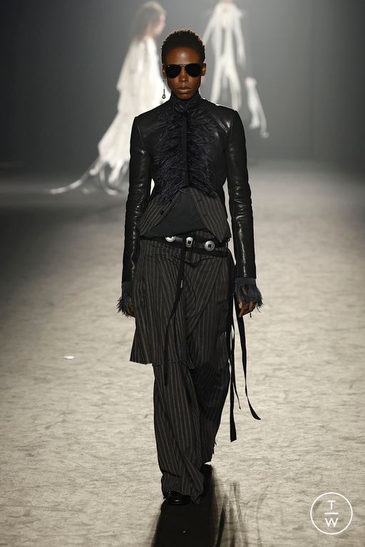 FW25 Ann Demeulemeester Look 30