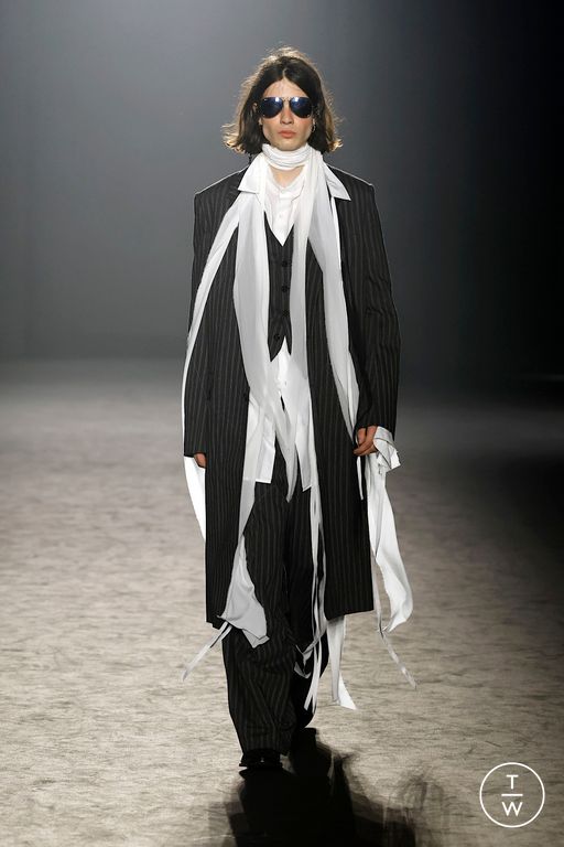 FW25 Ann Demeulemeester Look 31