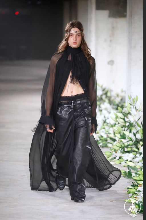 Spring-Summer 2025 Ann Demeulemeester Look 40