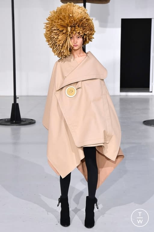 FW19 Anrealage Look 19