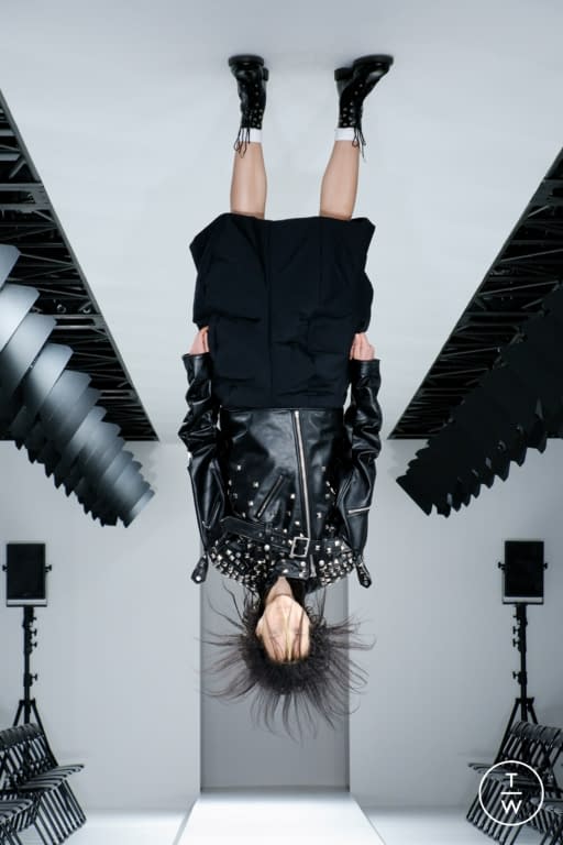 FW21 Anrealage Look 25