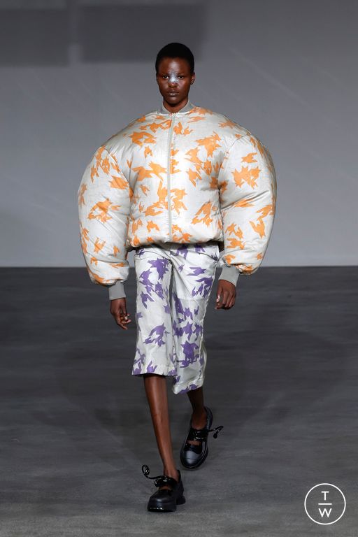 SS25 Anrealage Look 5