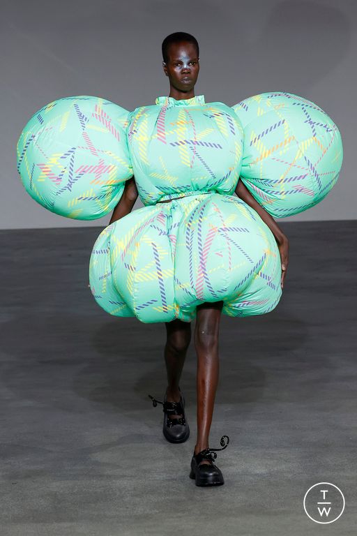 SS25 Anrealage Look 11