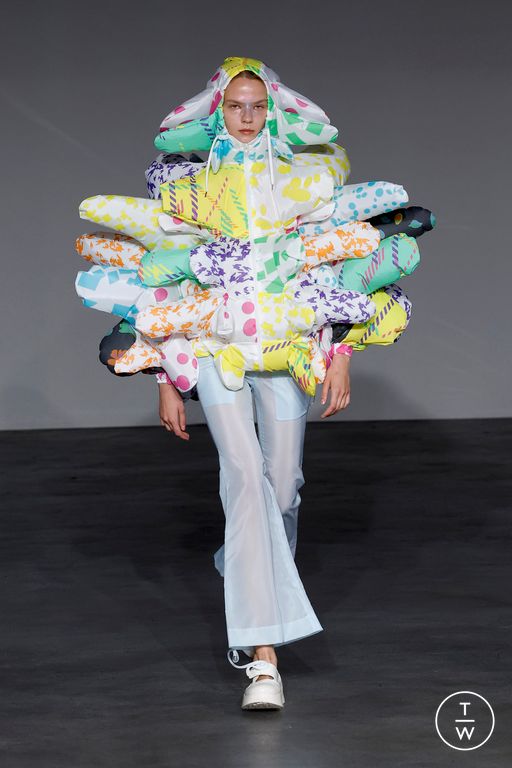 SS25 Anrealage Look 21