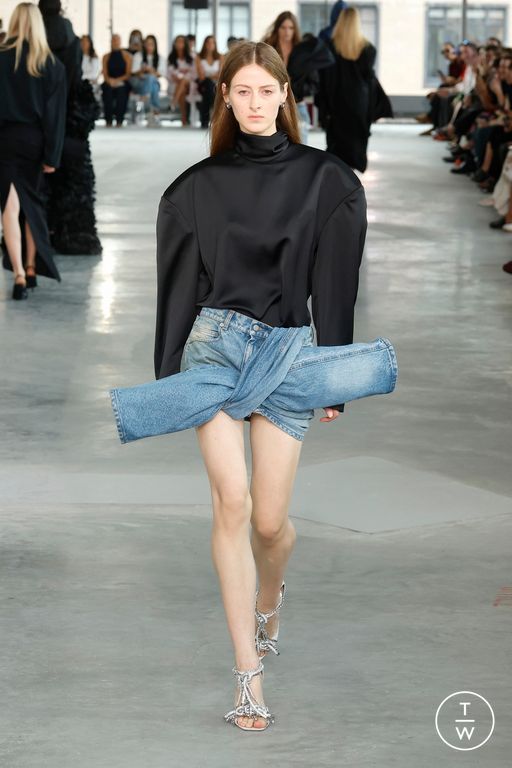 SS26 Area Look 22