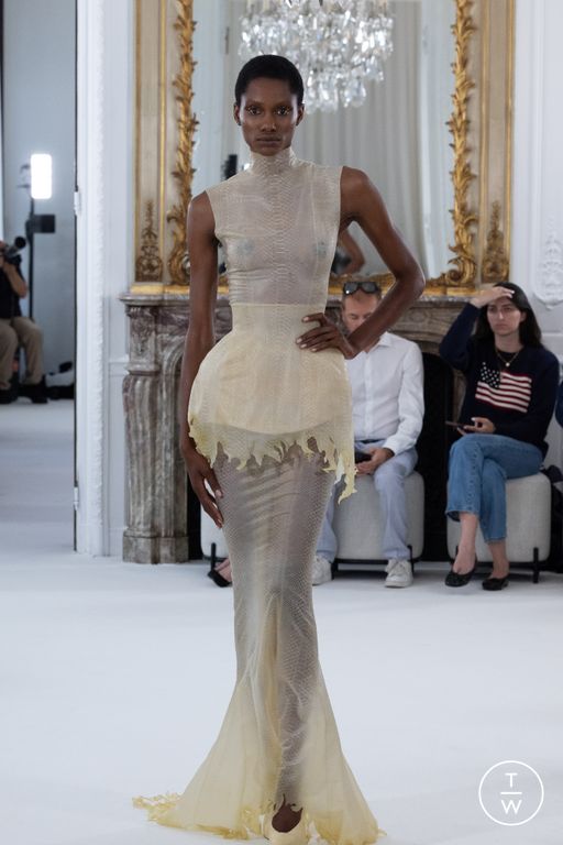 FW25 Ashi Studio Look 27