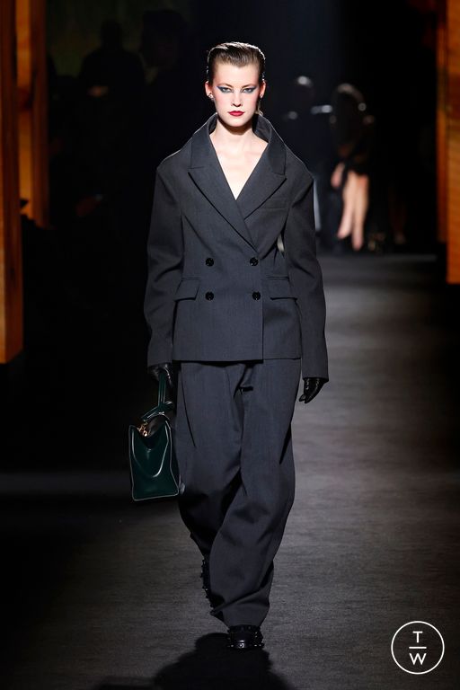 FW26 Balenciaga Look 32