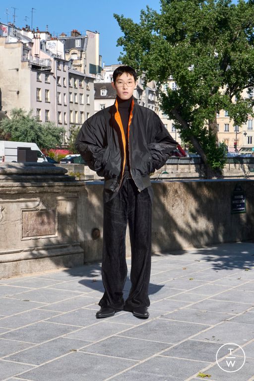 FW25 Balenciaga Look 16