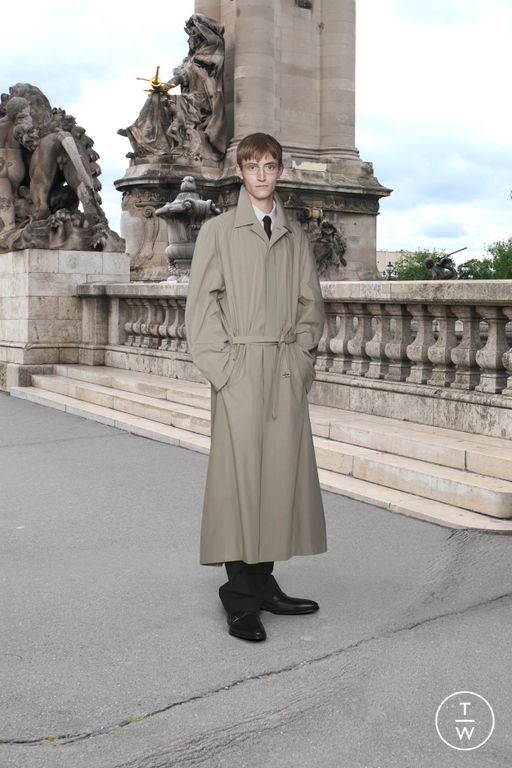 FW25 Balenciaga Look 19