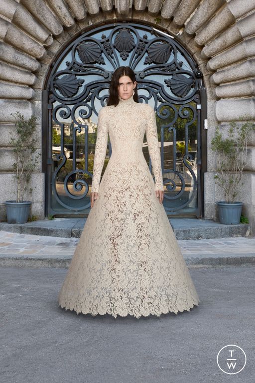 FW25 Balenciaga Look 39