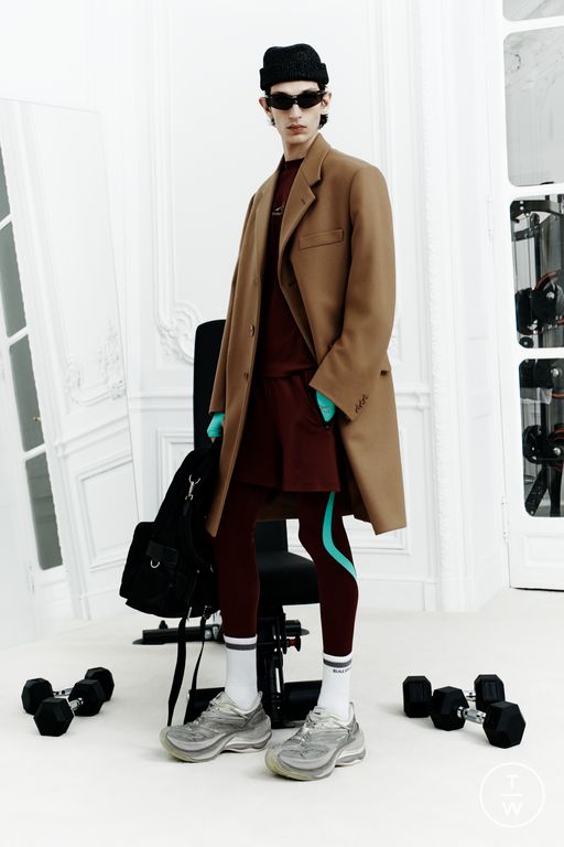 PF26 Balenciaga Look 2