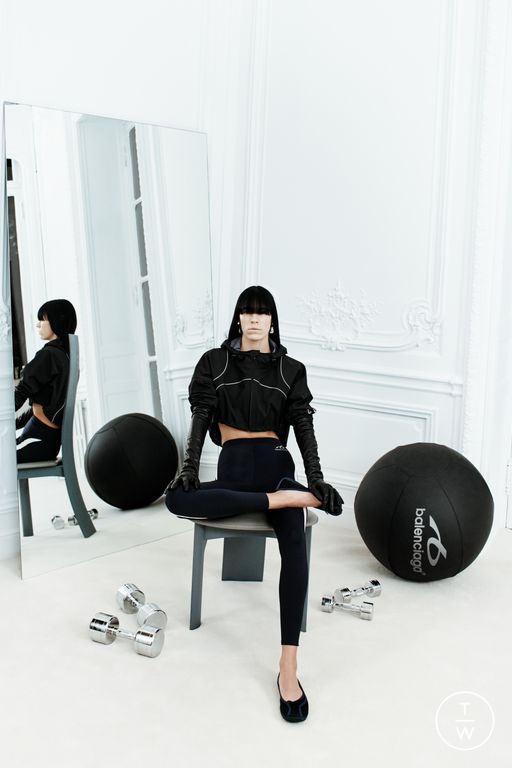 PF26 Balenciaga Look 34