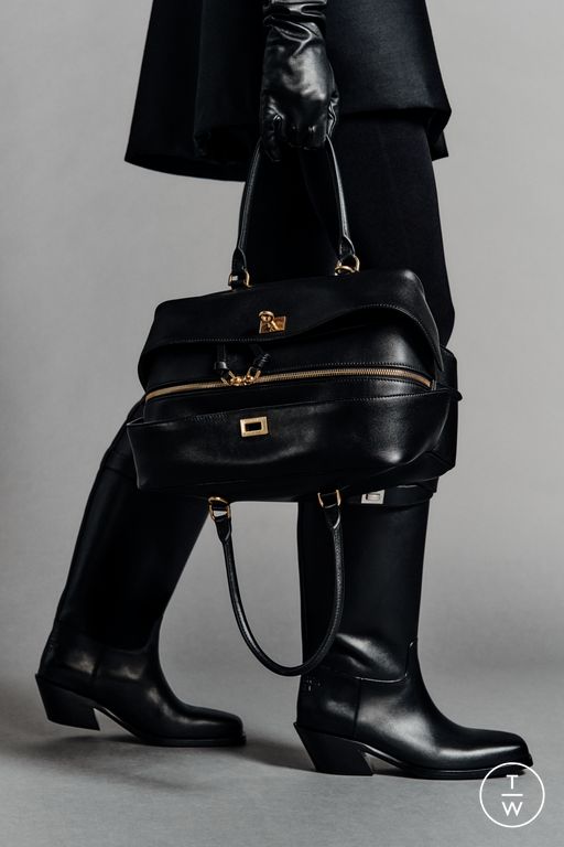 PF26 Balenciaga Look 86