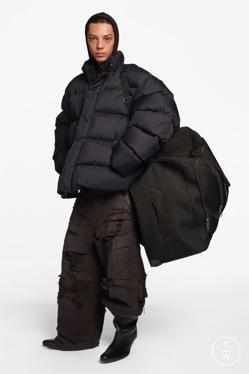 RS 26 Balenciaga Look 36