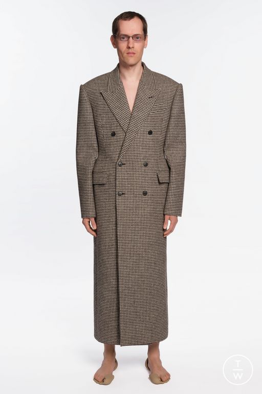 RS 26 Balenciaga Look 3