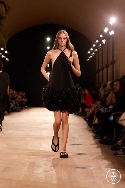 SS26 Balenciaga Look 16