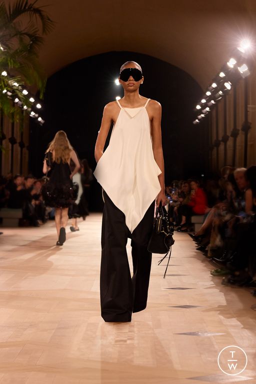 SS26 Balenciaga Look 18