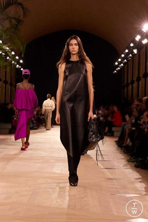 SS26 Balenciaga Look 35