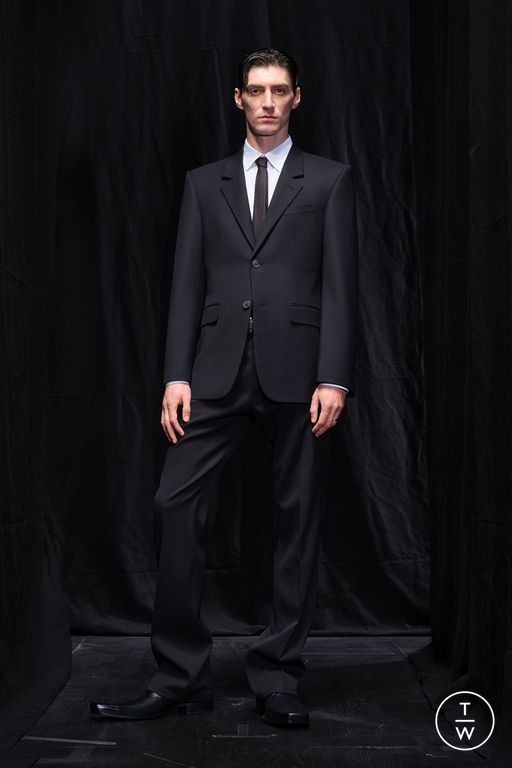 FW25 Balenciaga Look 1