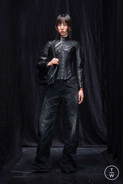 FW25 Balenciaga Look 32