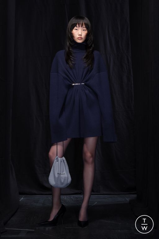 FW25 Balenciaga Look 39