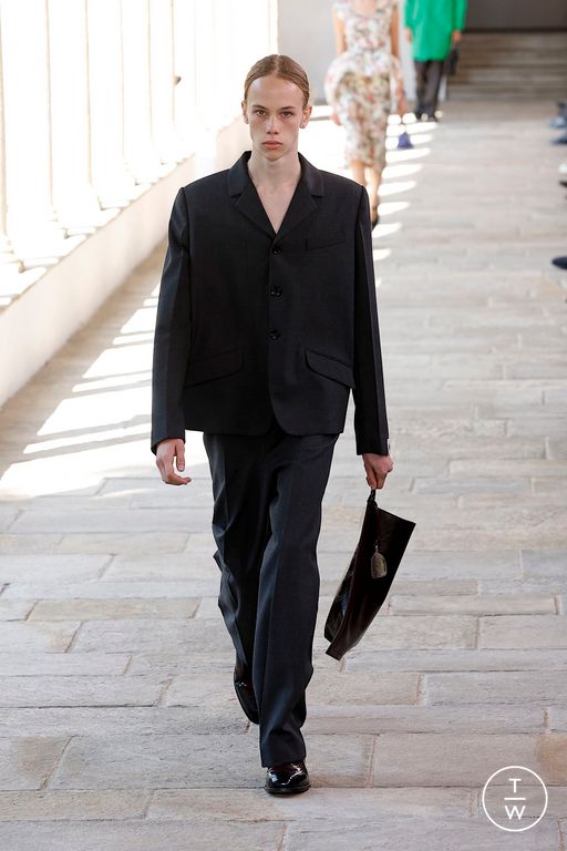 SS25 Bally Look 27