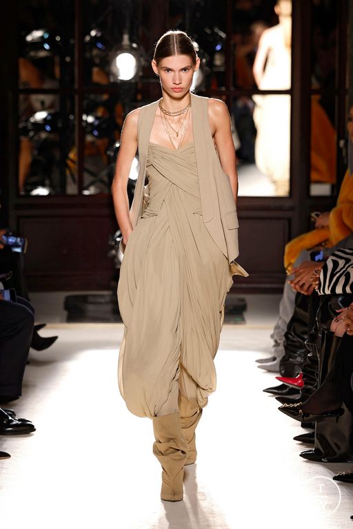 SS26 Balmain Look 34