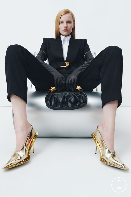 RS 26 Balmain Look 43