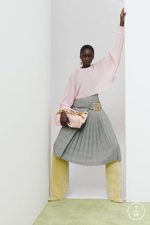 RS 26 Balmain Look 7