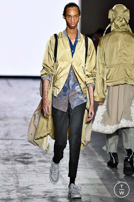 SS20 BED j.w. FORD Look 18
