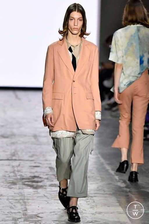 SS20 BED j.w. FORD Look 25