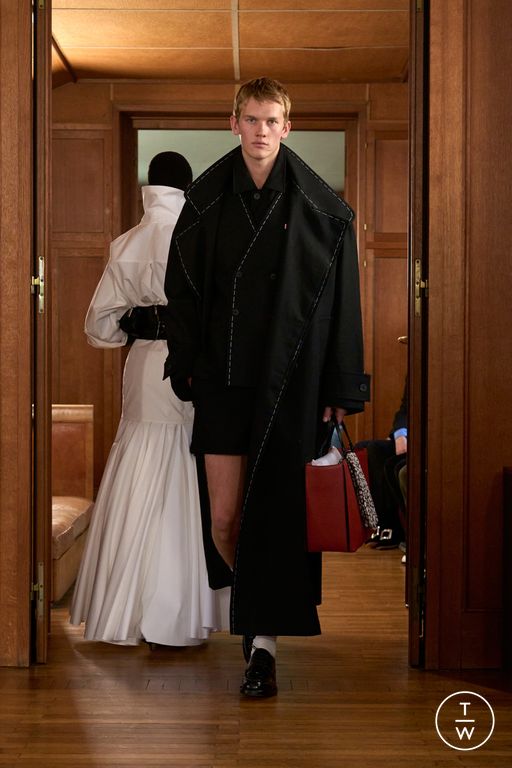 SS25 Jacquemus Look 4