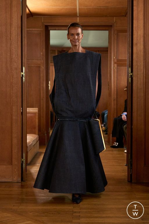 SS25 Jacquemus Look 22