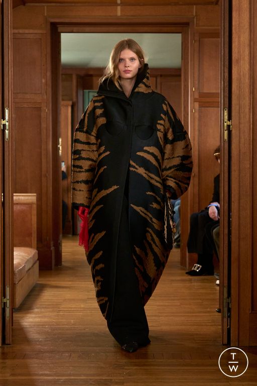SS25 Jacquemus Look 24