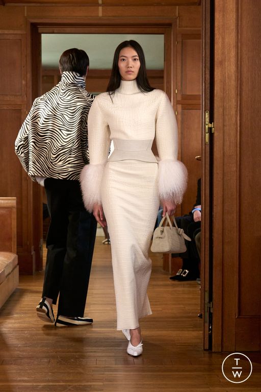 SS25 Jacquemus Look 30