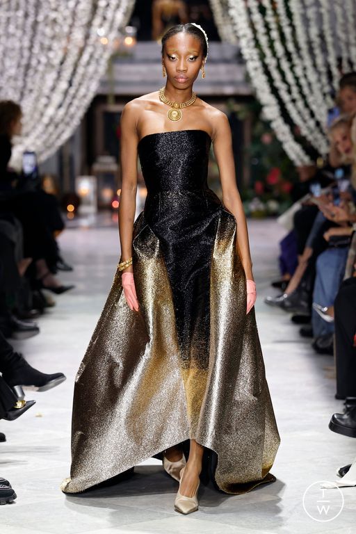 FW25 Bibhu Mohapatra Look 29