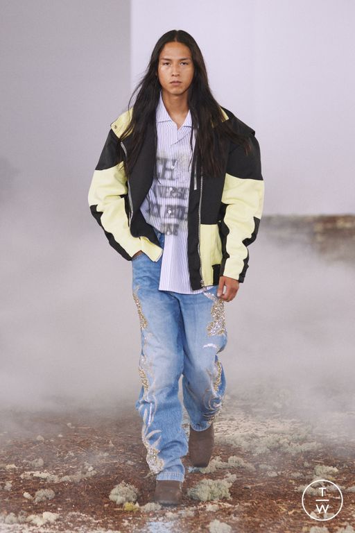 SS 26 Bluemarble Look 37
