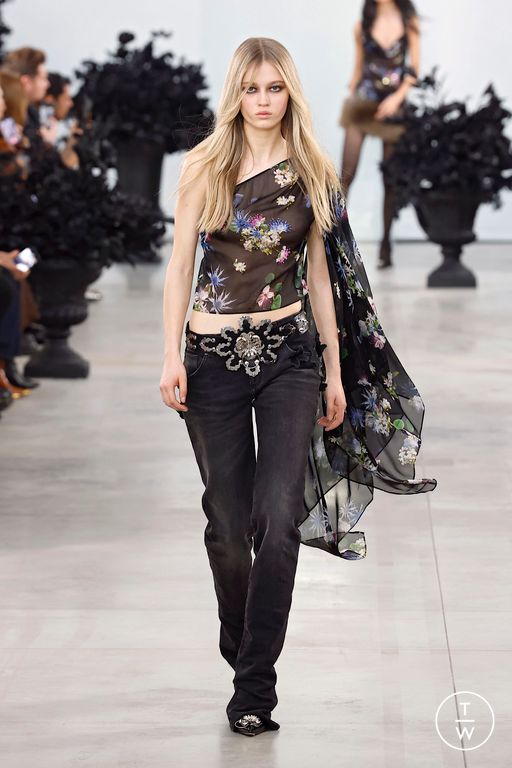 FW25 Blumarine Look 27