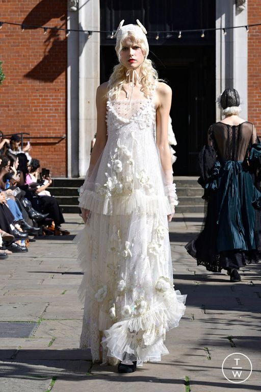 SS26 Bora Aksu Look 16