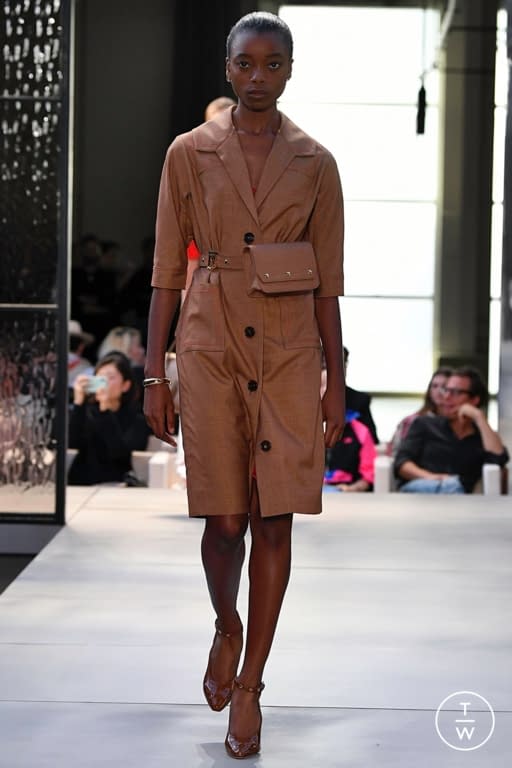 SS19 Burberry Look 28