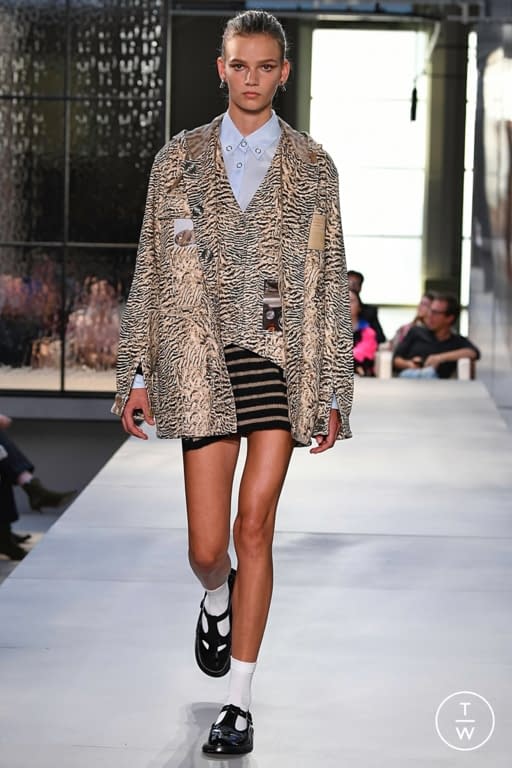 SS19 Burberry Look 86