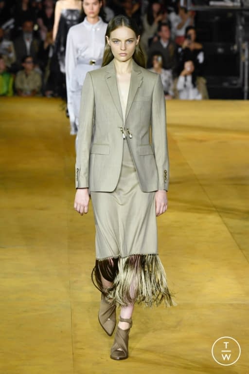 SS20 Burberry Look 5