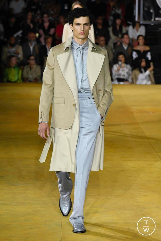 SS20 Burberry Look 28