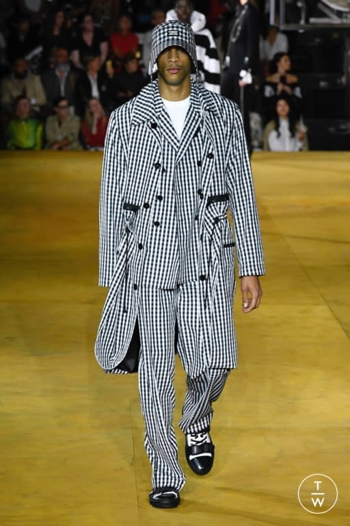 SS20 Burberry Look 82