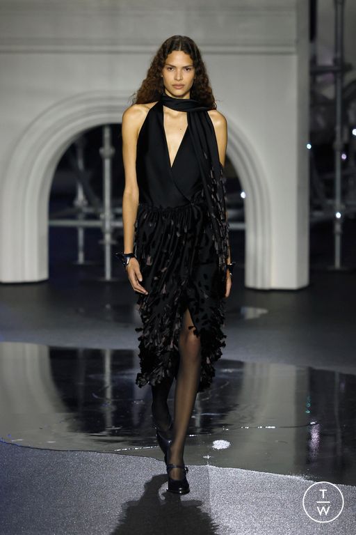 FW26 Burberry Look 36