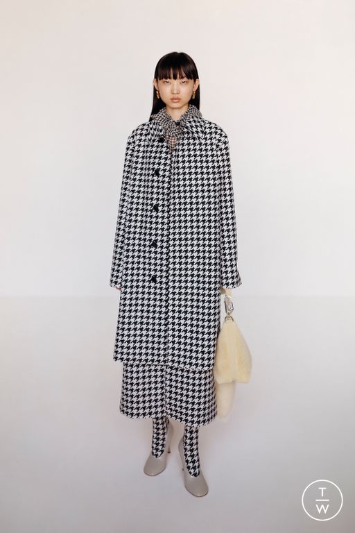 RS24 Burberry Look 12