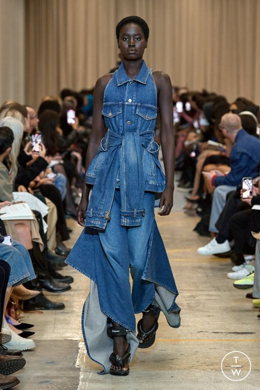 SS23 Burberry Look 8
