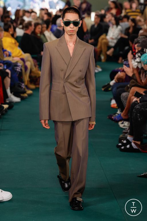 SS24 Burberry Look 43