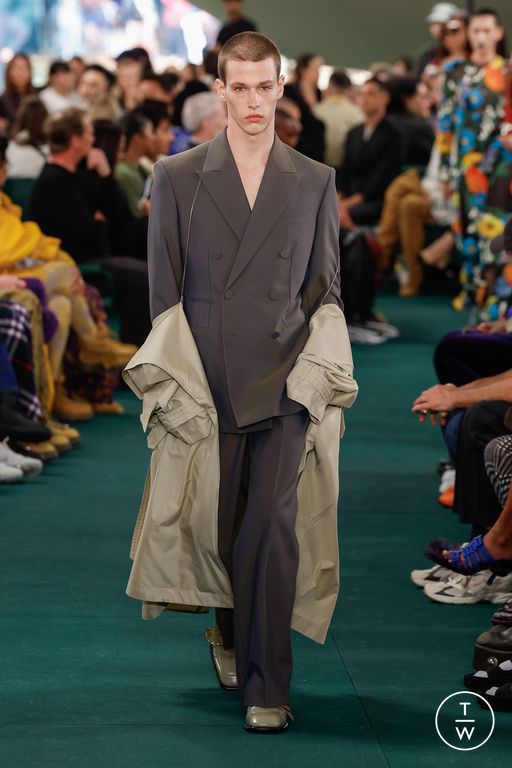 SS24 Burberry Look 47